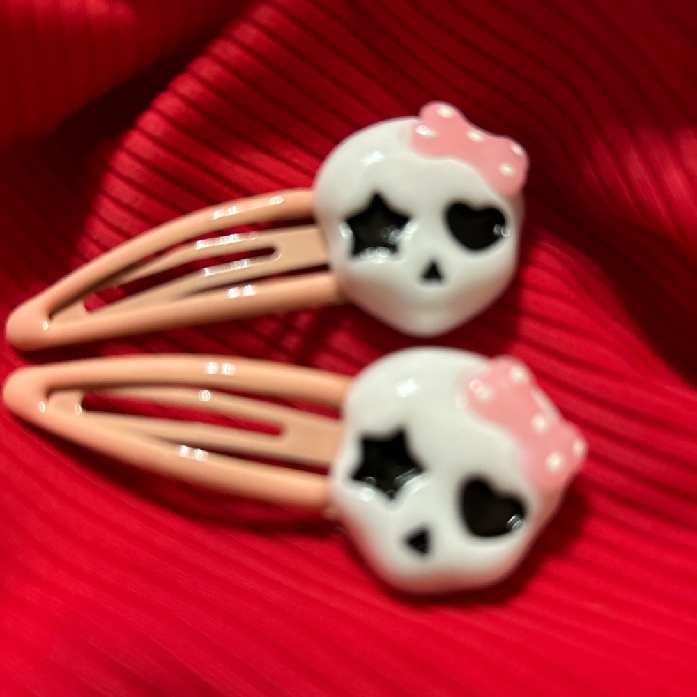 Skull Pink Bow Hairpin Hairclip Trendy girl Emo Punk Hair Accessory 2pcs lot